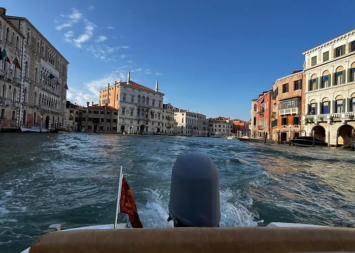 Ca Giacomo - Lovely Apartment In The Historic Center Of Venice